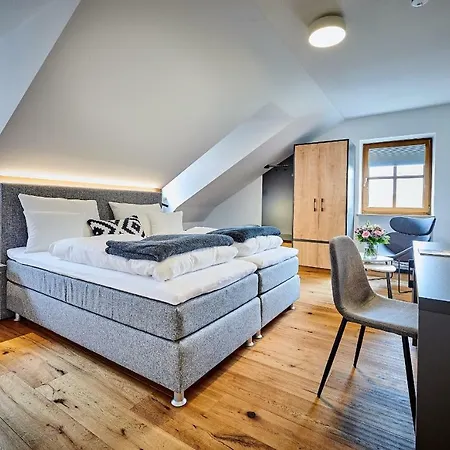 & Restaurant Herzstueck Hotel