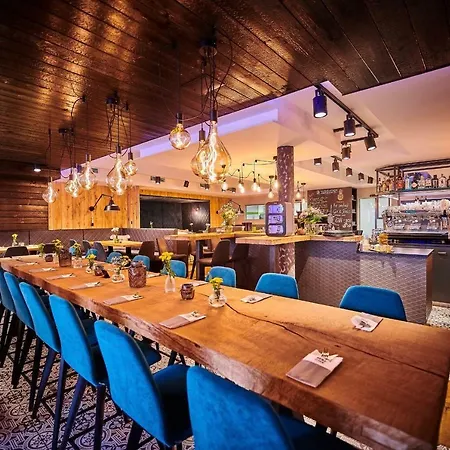 & Restaurant Herzstueck Hotel 4*