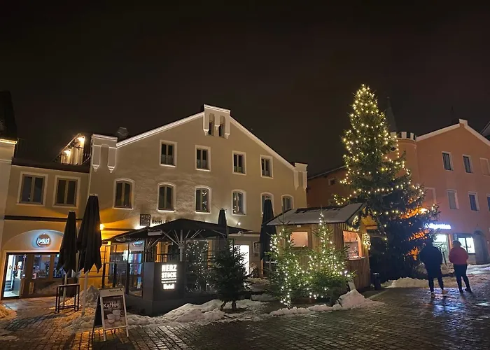 & Restaurant Herzstueck فندق