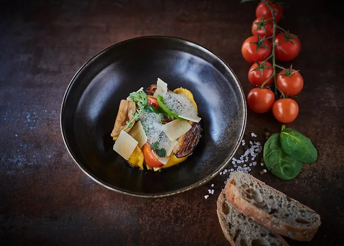 & Restaurant Herzstueck فندق