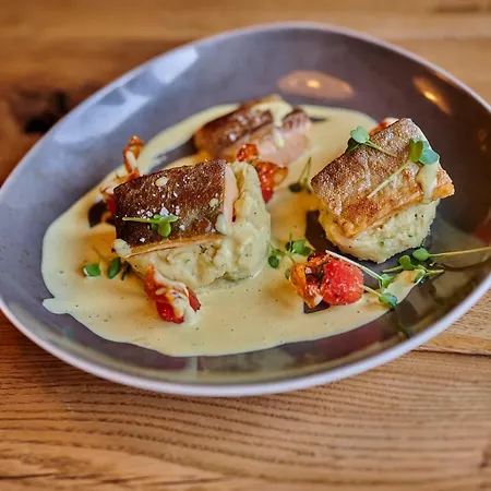 & Restaurant Herzstueck 4*