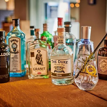 & Restaurant Herzstueck 4*