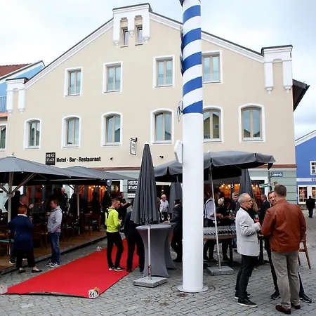 Hotel & Restaurant Herzstueck 4*