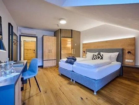 Hotel & Restaurant Herzstueck 4*