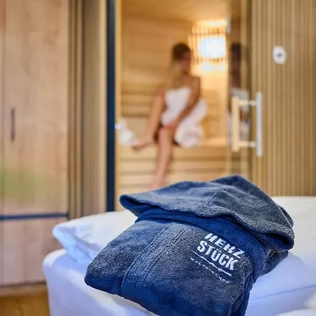 & Restaurant Herzstueck Hotel 4*