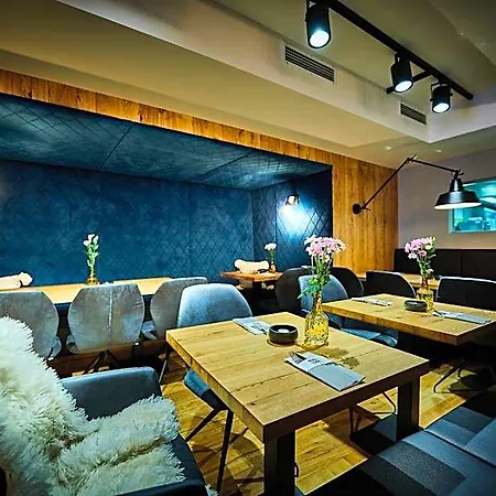 & Restaurant Herzstueck